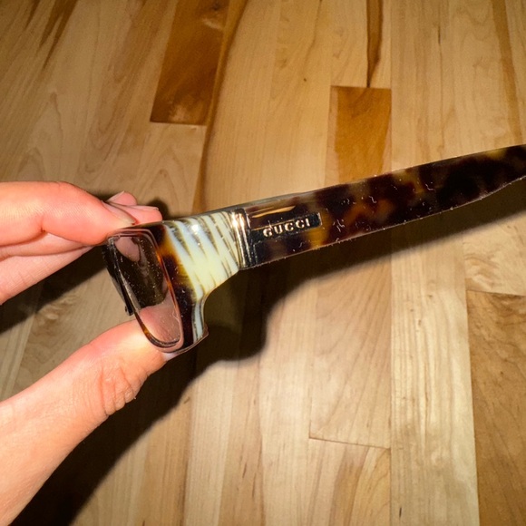 ? GUCCI vintage sunglasses ?